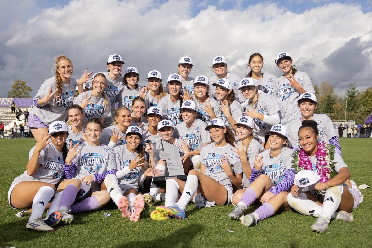 Let’s go <a href="/GKRory1/">Rory Murry</a>!! My Girl! Congrats Dawgs! <a href="/ImYouthSoccer/">ECNL/GA/Recruiting/College Soccer</a> <a href="/UNITEDRAVENS/">ARHS Womens Soccer</a> <a href="/CrossfirePrmr/">Crossfire Premier</a> <a href="/PrepSoccer/">Prep Soccer ⚽️</a> <a href="/TopDrawerSoccer/">TopDrawerSoccer</a> <a href="/ImCollegeSoccer/">College Soccer Truth ™</a> <a href="/B1GSoccer/">Big Ten Soccer</a> <a href="/NCAASoccer/">NCAA Soccer</a> <a href="/UW_WSoccer/">Washington Women's Soccer</a> <a href="/JREskilson/">J.R. Eskilson</a>