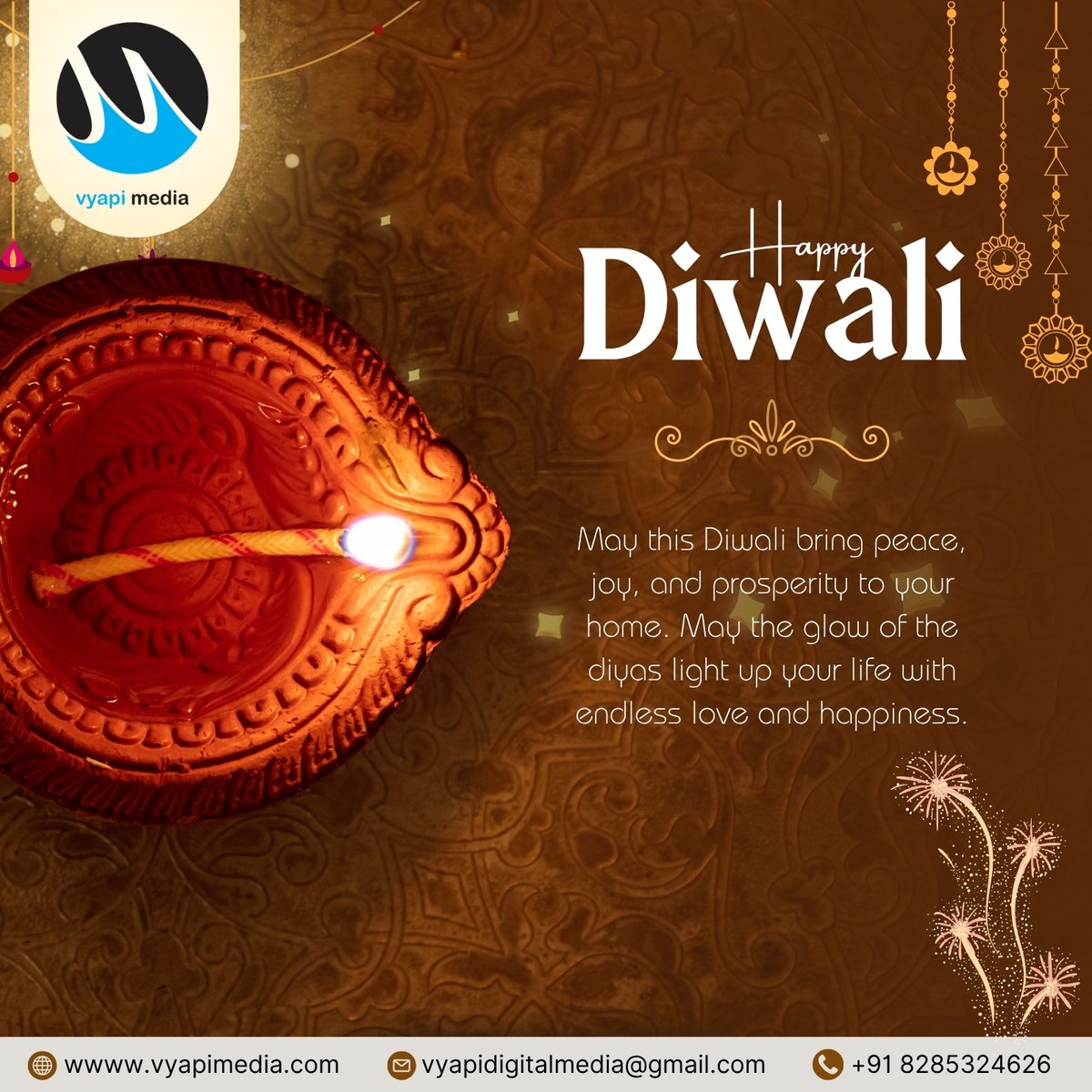 VyapiMedia's tweet image. Happy Diwali from Vyapi Digital Media
May the festival of lights brighten your life with joy, positivity, and endless success.
Let’s celebrate new beginnings and spread the light of creativity and growth together!
Vyapi Digital Media — Lighting up brands with digital brilliance