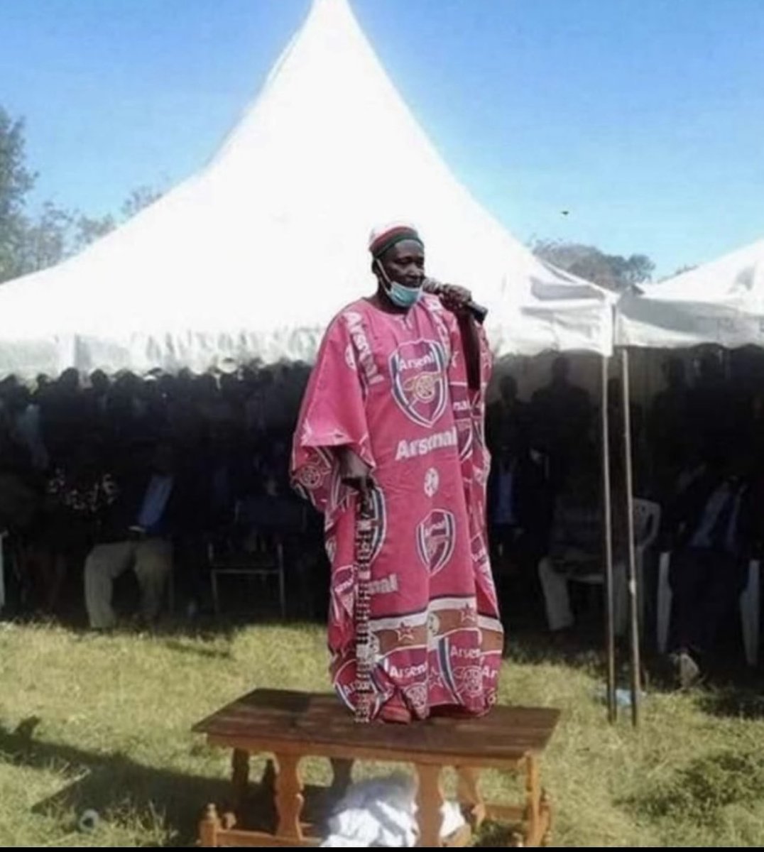 Blessed week to you people down there. 😊😂