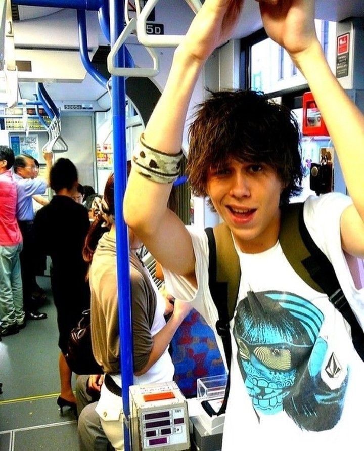 Mi sueño es ser igual de lindo que Rubius en 2009
