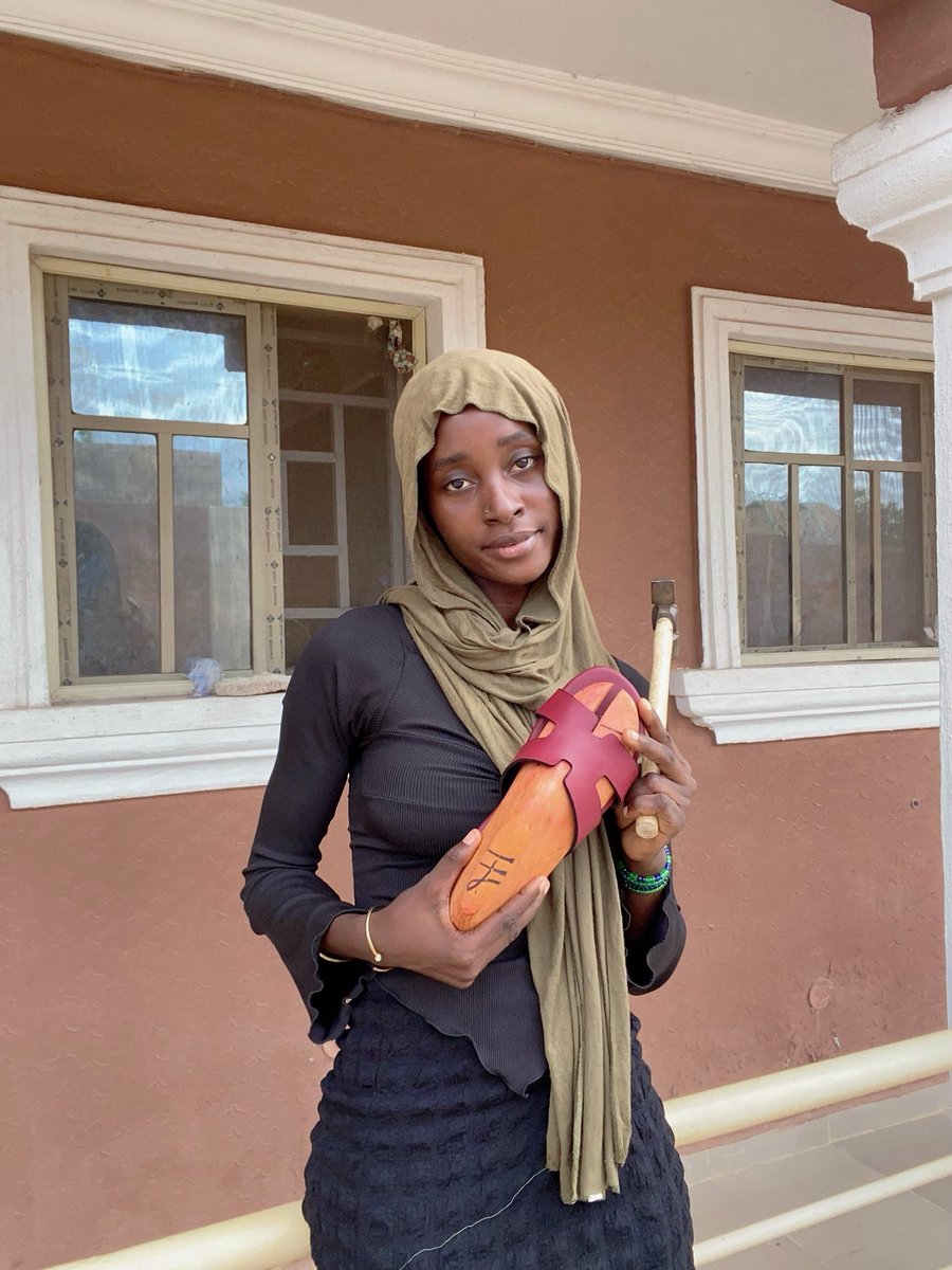 gemkabeerah's tweet image. My name is Kabirah, I make shoes❤️