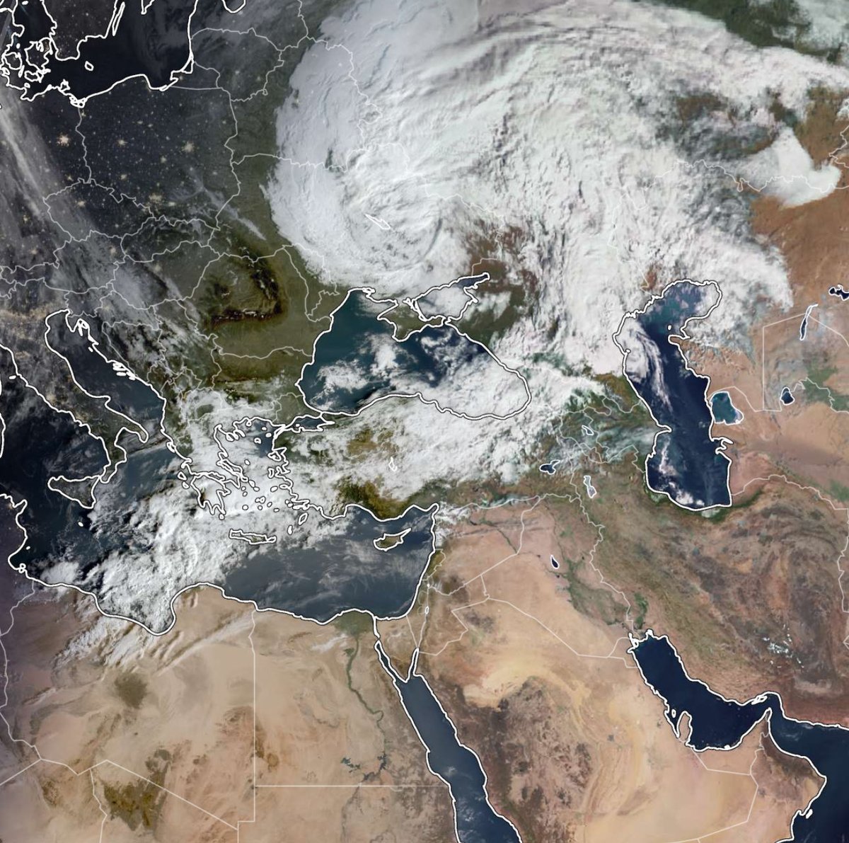 #تحديث حالة #الطقس 🟡|

أجواء مستقرة في معظم المناطق واضطرابات جوية تبدأ نهاية الأسبوع على شمال غرب #السعودية وجنوب غربها وتتوسع وتشتد تدريجيا خلال النصف الثاني من الأسبوع المقبل وبدايات شهر 11.

ويتابع مركز #وسم الإقليمي الموجات الاستوائية في منطقة بحر العرب والدوامة القطبية كما