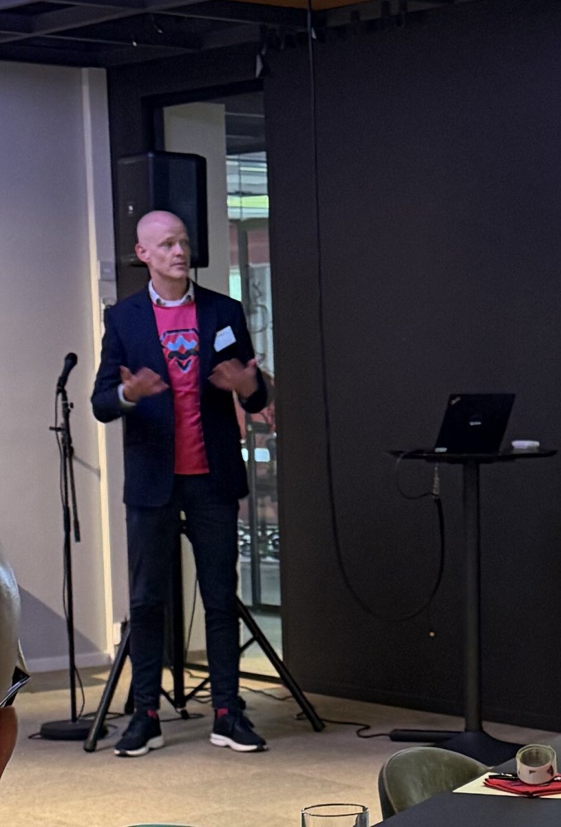 mirosgroup's tweet image. What a day in Stavanger! Thanks to everyone who joined us Oct 16th, and a special shoutout to our amazing speakers for sharing their insights and inspiration 🙌 We’re thrilled to be part of such a curious, forward-looking community🌊 🚢 #AI #OceanInsights #Miros #Offshore