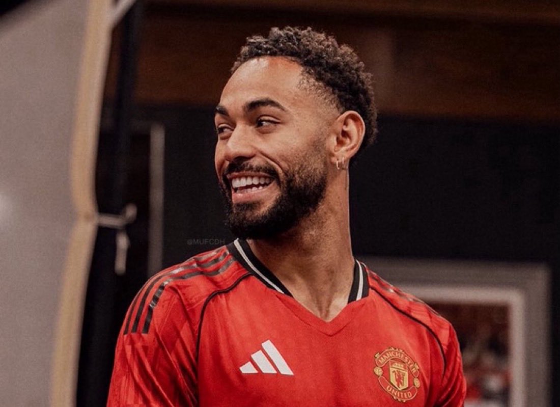 PUSHTHEVIBE's tweet image. Nigga thought he could hide under the win..... 008 mf