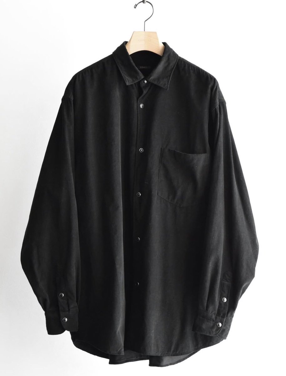 masa17kohmai's tweet image. 次回発売予定のcomoliヤバそう🔥
今期1番狙ってた襟レザーもく、くる⁉︎
#COMOLI