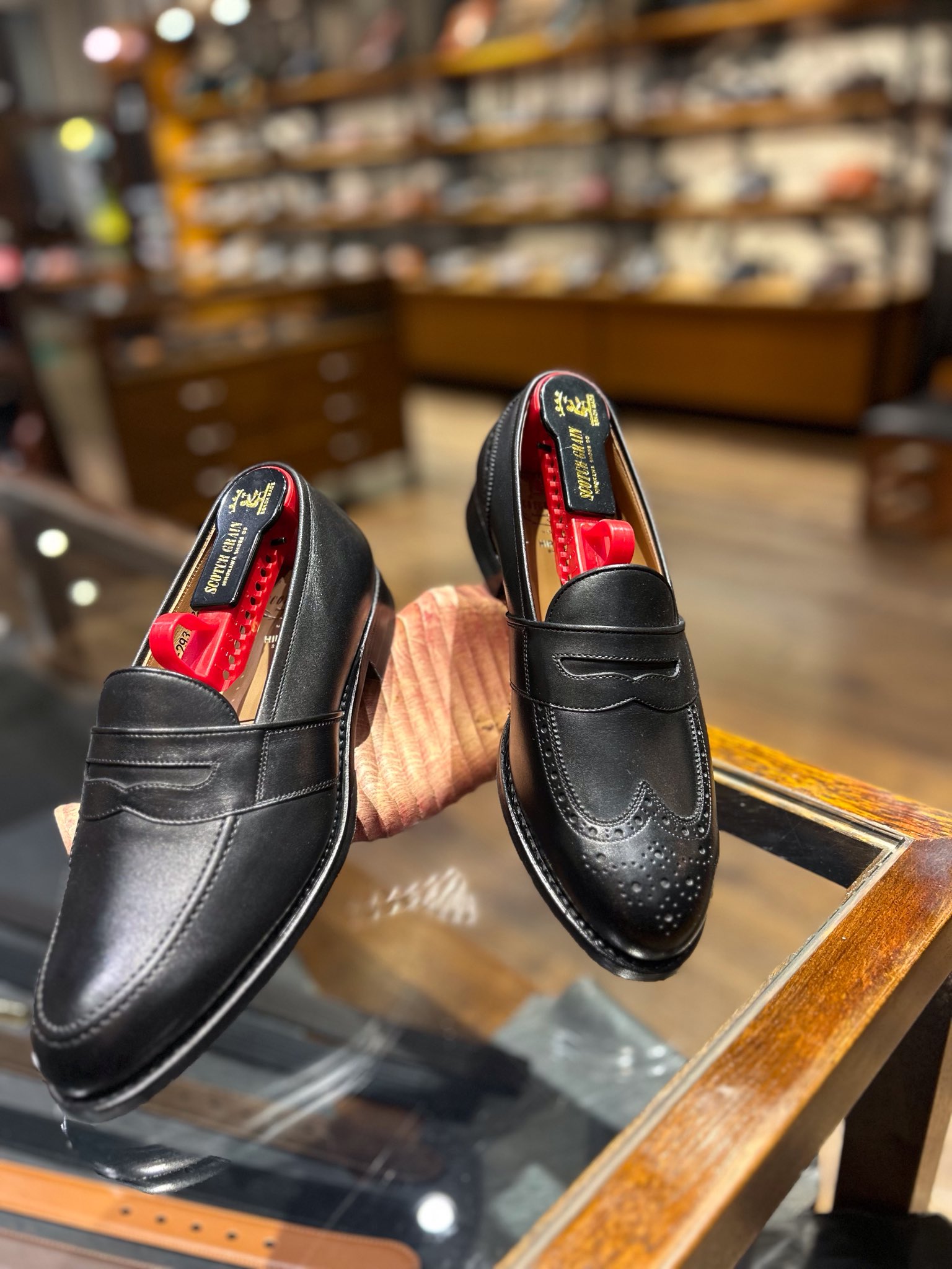 【美品】スコッチグレイン タッセル ウイングチップ ブラウン F-3613 美品】スコッチグレイン タッセル ウイングチップ ブラウン F-3613