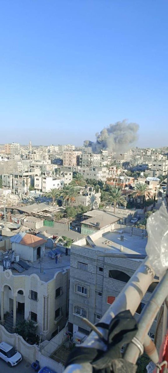 🇮🇱 #ISRAËL > GUERRE DE GAZA — Frappes intensives de Tsahal à Gaza hier, avant une reprise du cessez-le-feu vers 20h00.

Suite aux violations du cessez-le-feu par le Hamas, l'aviation israélienne a bombardé hier plusieurs dizaines de cibles de l'organisation terroriste (tunnels et