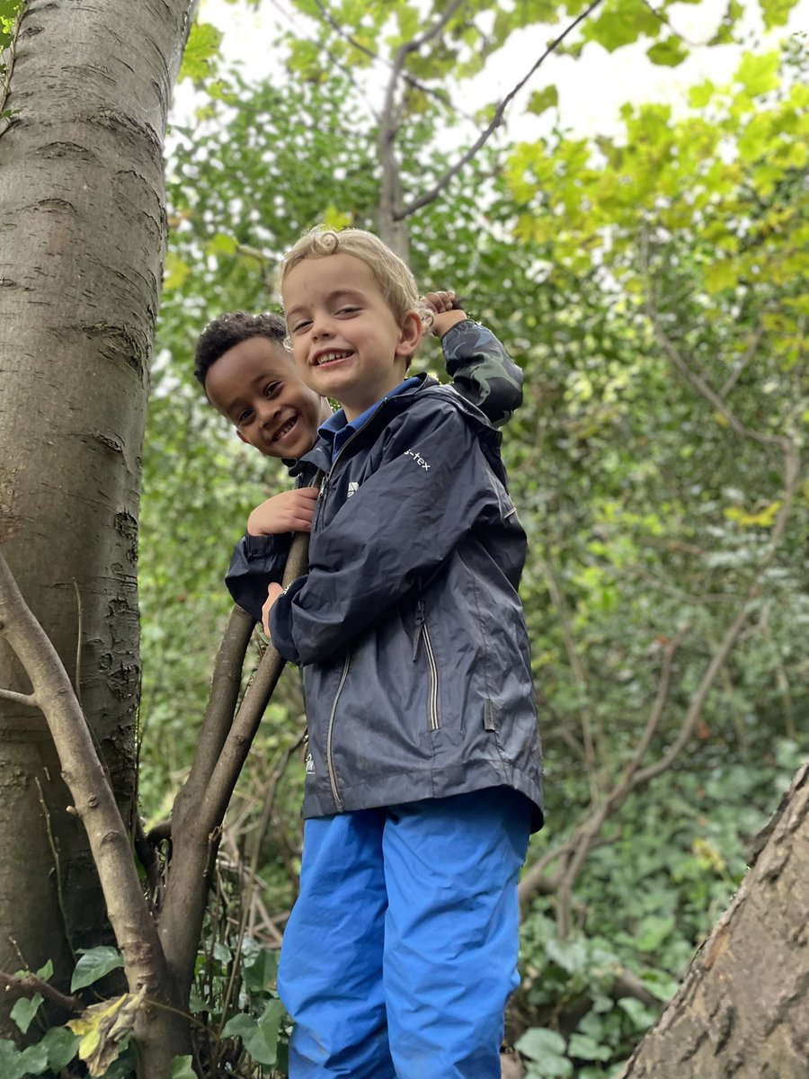 AbbeyPrimary's tweet photo. #rec had a great time in the forest. We loved climbing and exploring new places with our friends. #pd https://t.co/qm1EOnkEmz