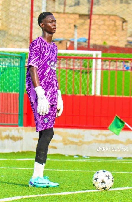 First image shows young Black male athlete standing on green soccer field near goalpost wearing purple patterned goalkeeper jersey shorts black leggings white socks blue cleats and white gloves holding white soccer ball with black pentagon pattern small green flag on ground red barriers and stone wall background. Second image displays official Senegalese government letterhead document in French detailing ministry communication about missing footballer Cheikh Touré investigation in Ghana ransom demand family support dated October 18 2025 with signatures and stamps.