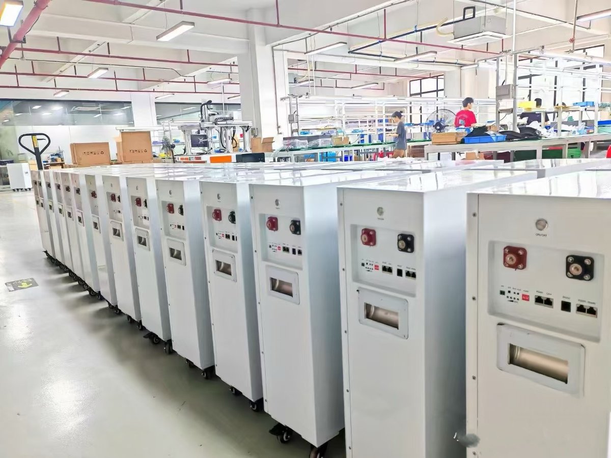 gzmolly's tweet photo. Nominal voltage: 48V
Rated capacity: 150Ah
Rated energy: 7200Wh
Charging voltage :54V
Discharge cut-off voltage :40.5V
Max. charge current :150A
Max.discharge current :150A
Cell model Prismatic cell:(3.2V150Ah)
Dimensions (WxDxH)：444×470×178±1mm
Whatsapp: +86 18786259147 https://t.co/Wi6N4MJWQq