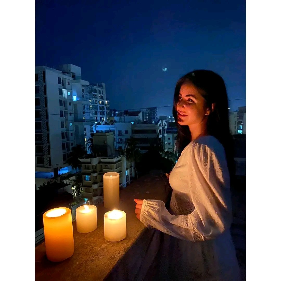 ILHAMKATRINA's tweet photo. Happy Diwali 🪔
#KatrinaKaif https://t.co/zW09tzVEL0