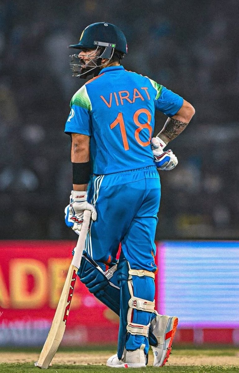 itzsecondself's tweet image. Virat Kohli at Adelaide oval in ODI's
4 innings
244 runs
Avg - 61
2 hundred
#INDvsAUS #ViratKohli𓃵