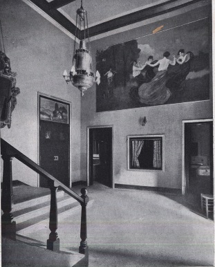 pausarevista's tweet image. #DillunsHemeroteca Coneixeu el Teatre Studium a l'antic Taller Masriera? L'arquitecte, investigador, professor de @la_UPC i membre de l'Observatori de Teatres en Risc, Antoni Ramon Graells ens en parla a #Pausa45
revistapausa.cat/teatres-en-ris…