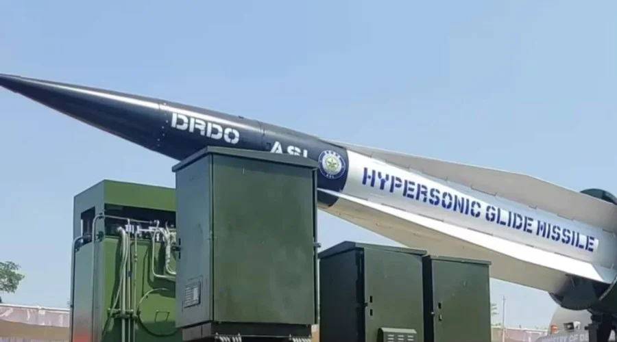 Tsukuyomi2170's tweet photo. And this is Indian Hypersonic Glide Vehicle

This isn't made for Porkistan because you entire nation doesn't have anything valuable enough for it to be used against you https://t.co/ia2xe4COzp