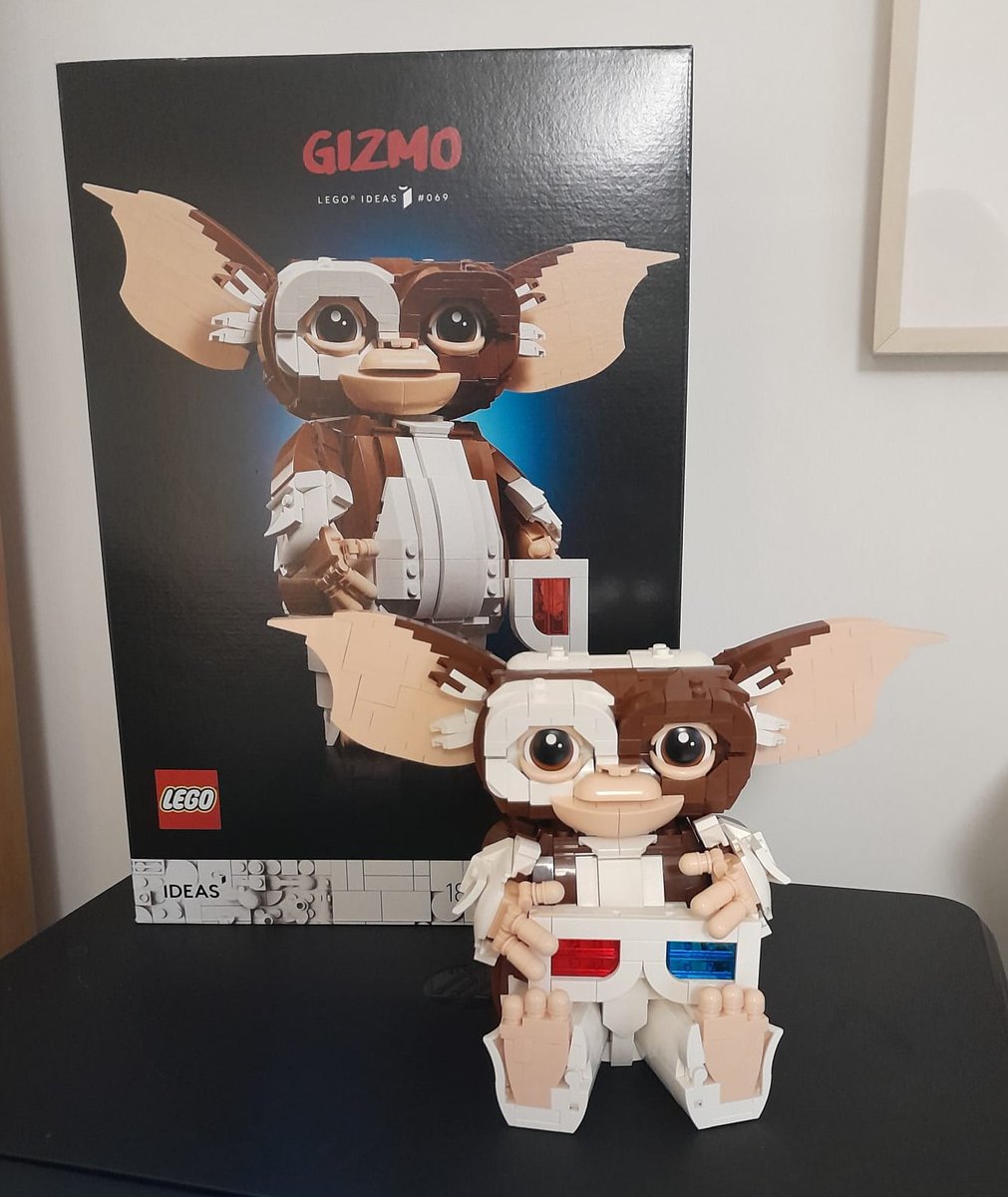 Another recharge weekend well spent. My husband bought this for our anniversary last week, and we built it yesterday. Love a bit of '80s nostalgia, and Gizmo in particular!