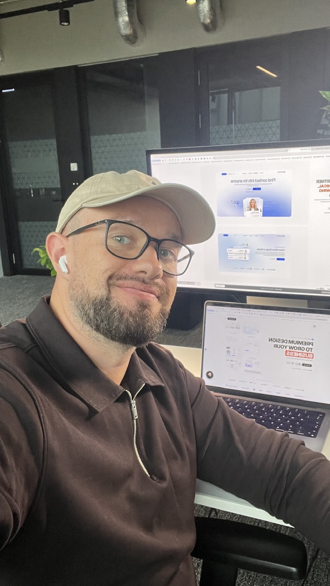 uiuxadrian's tweet image. Things are accelerating 🔥
→ 4 discovery calls today
→ Booking 10+ calls now weekly
→ First two full-stack retainers on the table (design + dev for a 400k user app, Next.js front-end ongoing)
Excited to finally move into full-stack offers.
Been a long time coming.