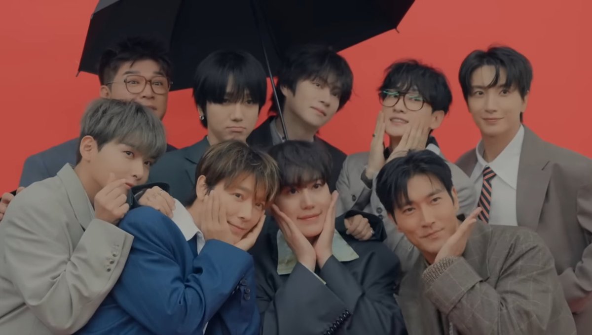 DulE_Kyu9sj1105's tweet photo. #2025MAMAVOTE #SUPERJUNIOR 
알티해주세요! 순위 좀만 더 올려요💙 https://t.co/qHhNtWBNW3