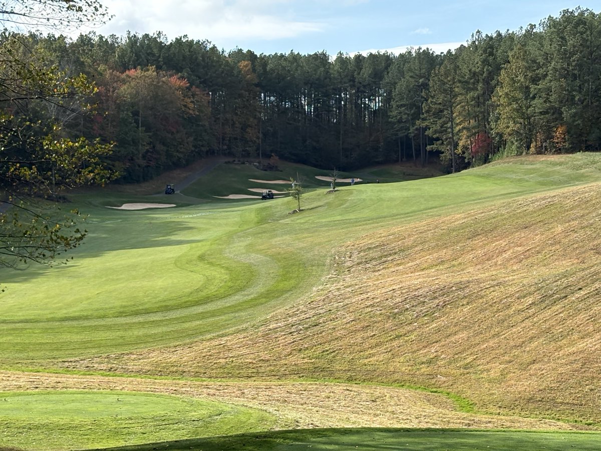 CoachRDunton's tweet image. What a beautiful fall morning and the Poplar Grove golf course is in fantastic condition. #happyplace #intelligentdesign 🙌 ⛳️