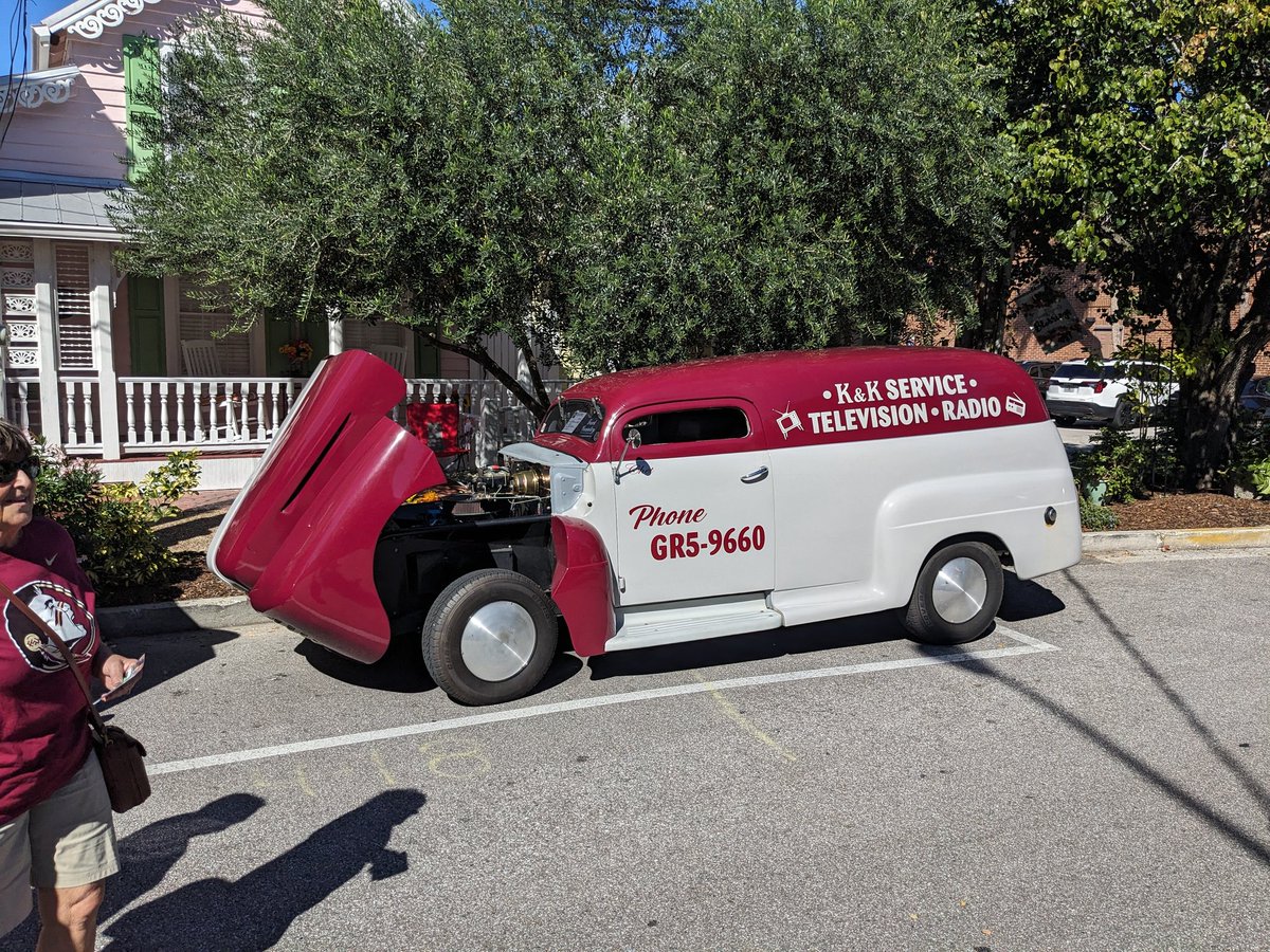 cljwebdev's tweet image. Fernandina Beach&apos;s car show was rad!