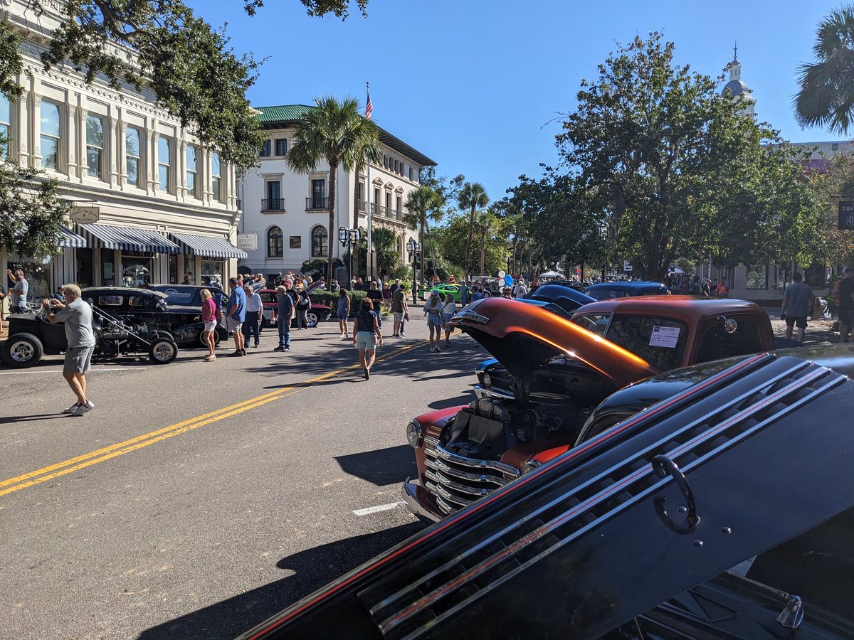 cljwebdev's tweet image. Fernandina Beach&apos;s car show was rad!