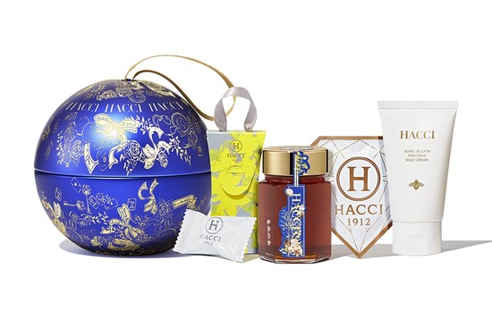 HACCI HOLIDAY COLLECTION 2025✨ オーナメントとセットになった3種が