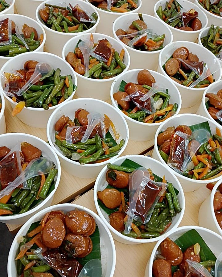 Food Truck Universitas Diponegoro tweet media