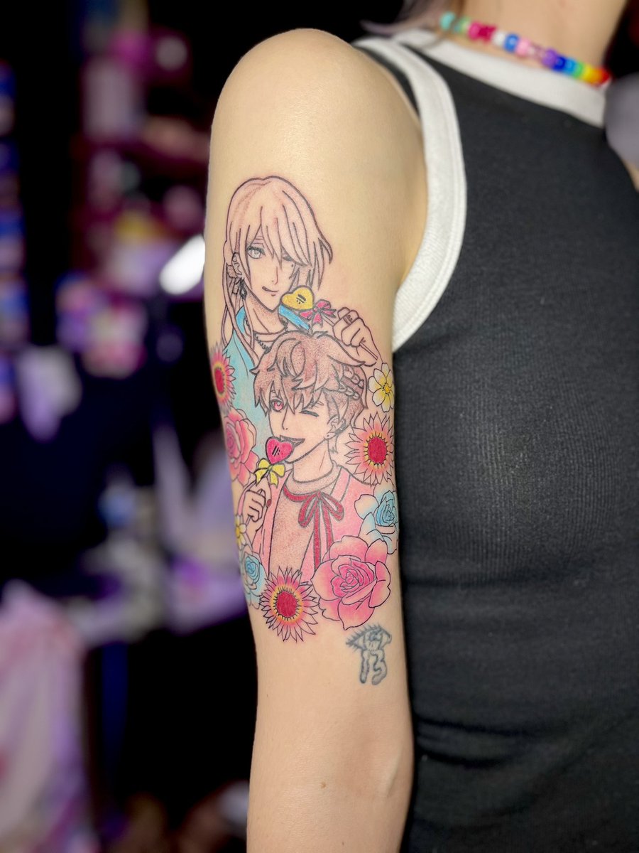 kombuchakillaaa's tweet image. Re:vale tattoo!! 

(It’s fresh so the colors will settle more eventually)

#idolish7tattoo #revale
