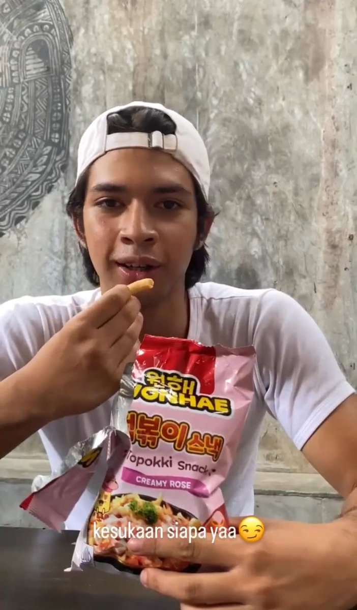 wonhaefoods's tweet photo. Sebagai duta Topokki Snack, Kak Aqeela udah nyobain 2 varian Topokki Snack kita nih xixi~π
Kalian tim mana?
- #MOQEEL Topokki Snack Pink π©·
atau
- #DEVQEEL Topokki Snack Unguπ
Coba reply di Bawah!π€
#AqeelaCalista #AryaMohan #DevonLucca https://t.co/z1d2hmGDFE