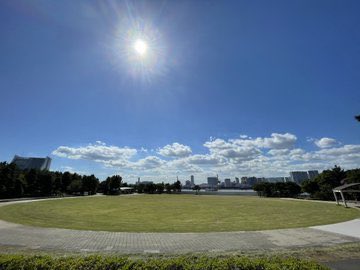 土曜はお台場！お待ちしてます！

秋Willy
2025.10.25(土)
12:00-18:00

＠お台場潮風公園太陽の広場

入場料 ¥2,000 (高校生以下無料)
※14:00までの受付で¥500ディスカウント

【DJs】
大沢睦生
片平 実
神 啓文
西村道男
遠藤孝行
やまださき