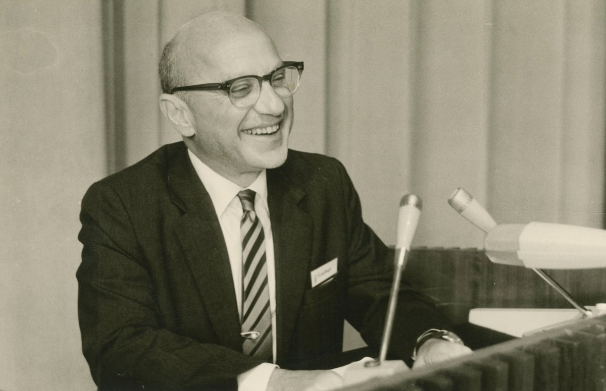 “Asking economists for investment advice is like asking a physicist to fix a broken toilet. Not their field, though sort of related.”

— Milton Friedman