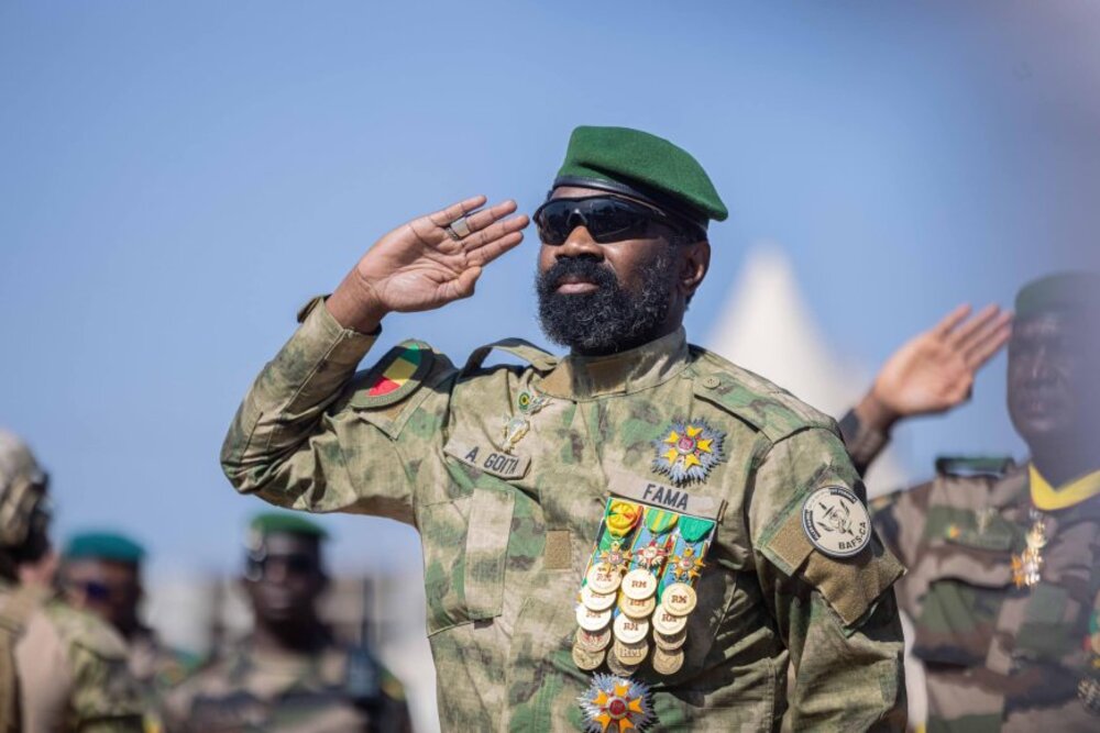 MahickaHerve's tweet image. Autopsie d'une faillite

Le blocus de Bamako par le JNIM expose plus que l'incapacité de la junte, mais bien son agonie. Un régime djihadiste à Bamako n'est plus une utopie mais une hypothèse. Sauf pour des rêveurs drogués aux slogans populistes.  Tout le monde préfèrerait une…