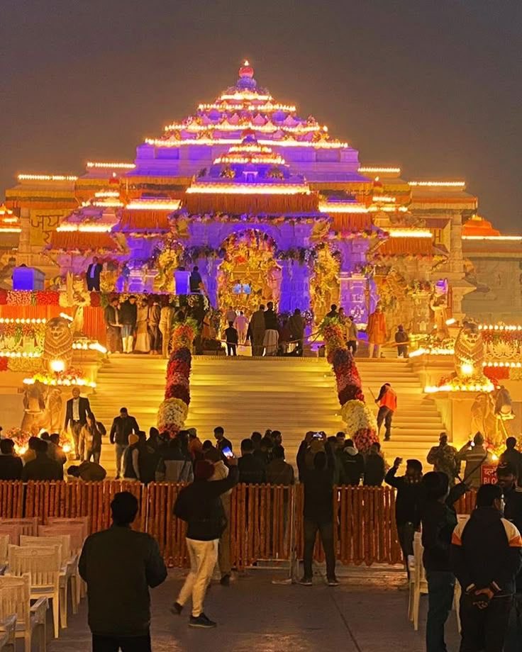 _vikrantsingh's tweet image. They Said Don’t Light Diyas. Ayodhya Lit History Instead…

Proud to be a Sanatani. Proud to be a citizen of Uttar Pradesh.

Because this Deepotsav isn’t just brighter than any Safai Mahotsav — it’s the light of truth, tradition &amp;amp; triumph that will never fade.

#Ayodhya #Diwali
