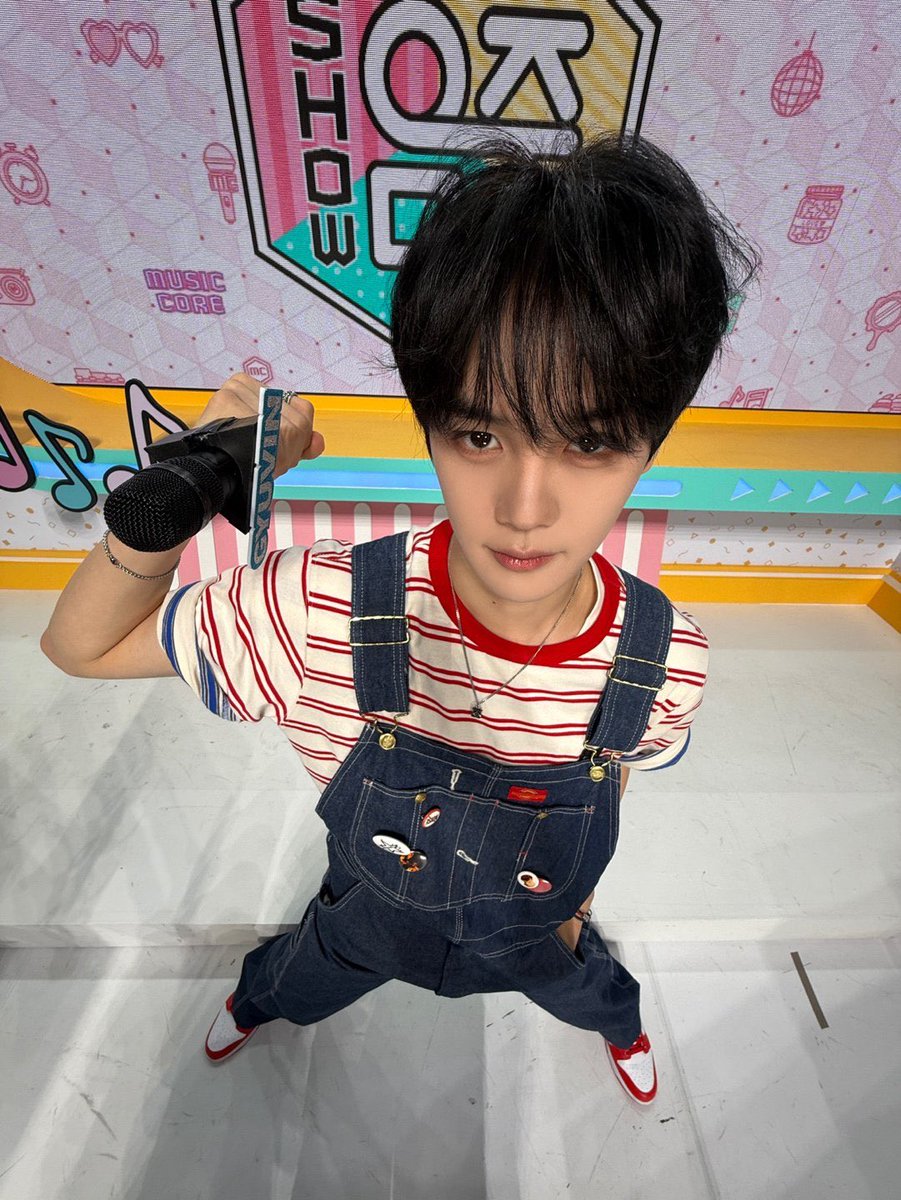 #2025MAMAVOTE
 #ZEROBASEONE

우리 제로즈 투표랑 알티 안했어용?🔪ㅎㅎ