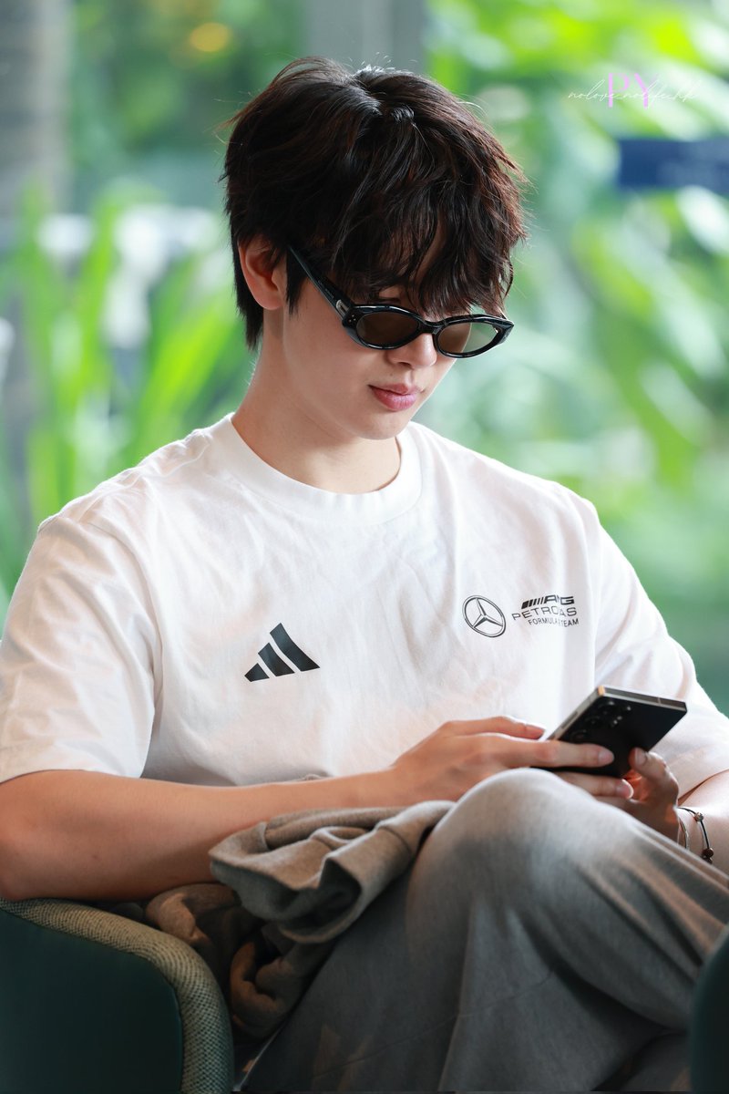 maxky_rp's tweet image. เมื่อวานกลับมาสลบ สงสัยสนุกเกินไปหน่อย (ไม่หน่อย) ใครมาเที่ยวด้วยกันพักผ่อนกันด้วยนะครับ เรารู้กัน (😏) ใครโดนแดดเยอะ หรือ อยากสว่างขึ้นใสขึ้น หยิบ Dr.Saver ขวดขาวมาเลย (เมื่อคืนแม็กจัดละ) ส่วนใครที่พลาดไม่ได้ไป ไม่เป็นไรทริปหน้าเอาใหม่แล้วจะไปที่ไหนมาลุ้นกันมาสนุกกันนะ…