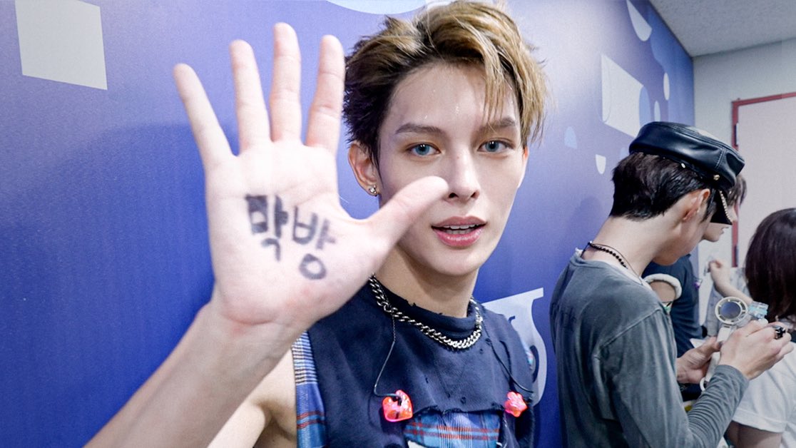 Cortxis's tweet image. youtu.be/1_2HDqzmqso: When we wrap up our debut EP promotions, we’ve had so many fun moments. It’s been such a fun ride, and we’ve gathered some behind-the-scenes just for you. Don’t miss it!