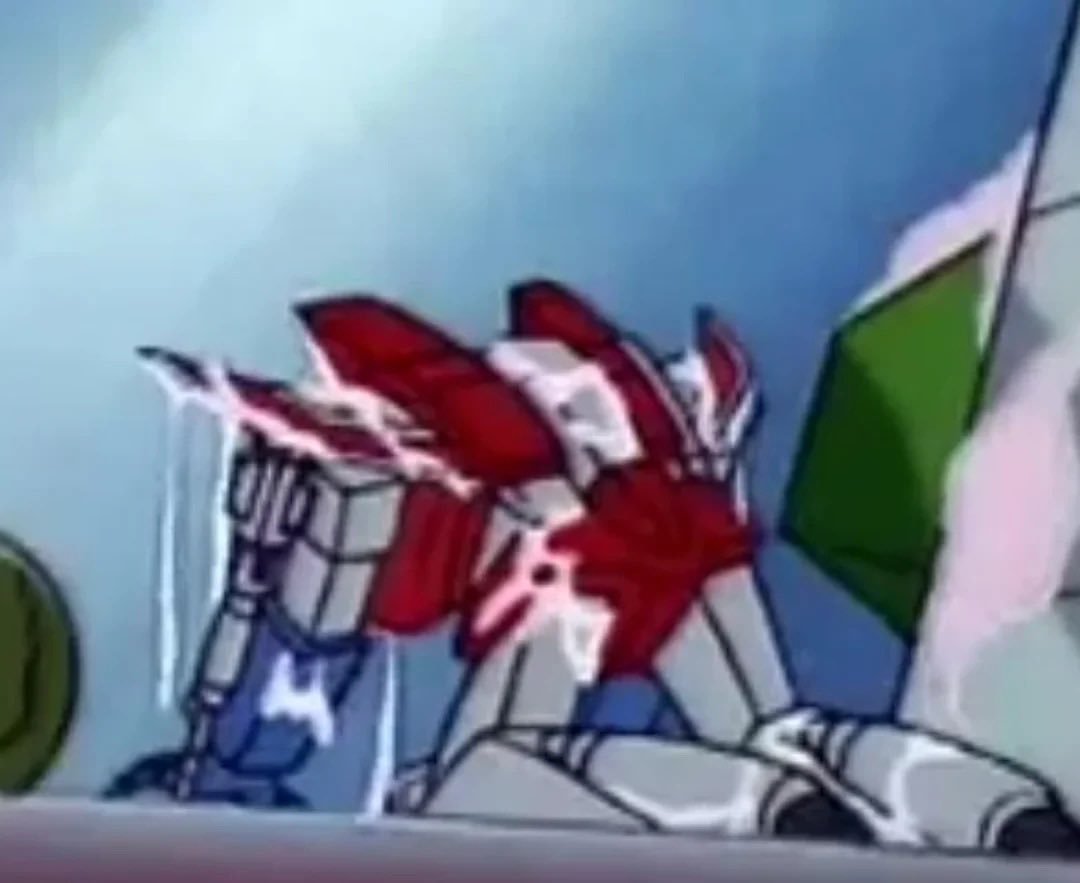 jittooo21's tweet image. What happened 2.4 seconds after the Decepticons left Starscream alone with Skyfire after he was thawed believe me