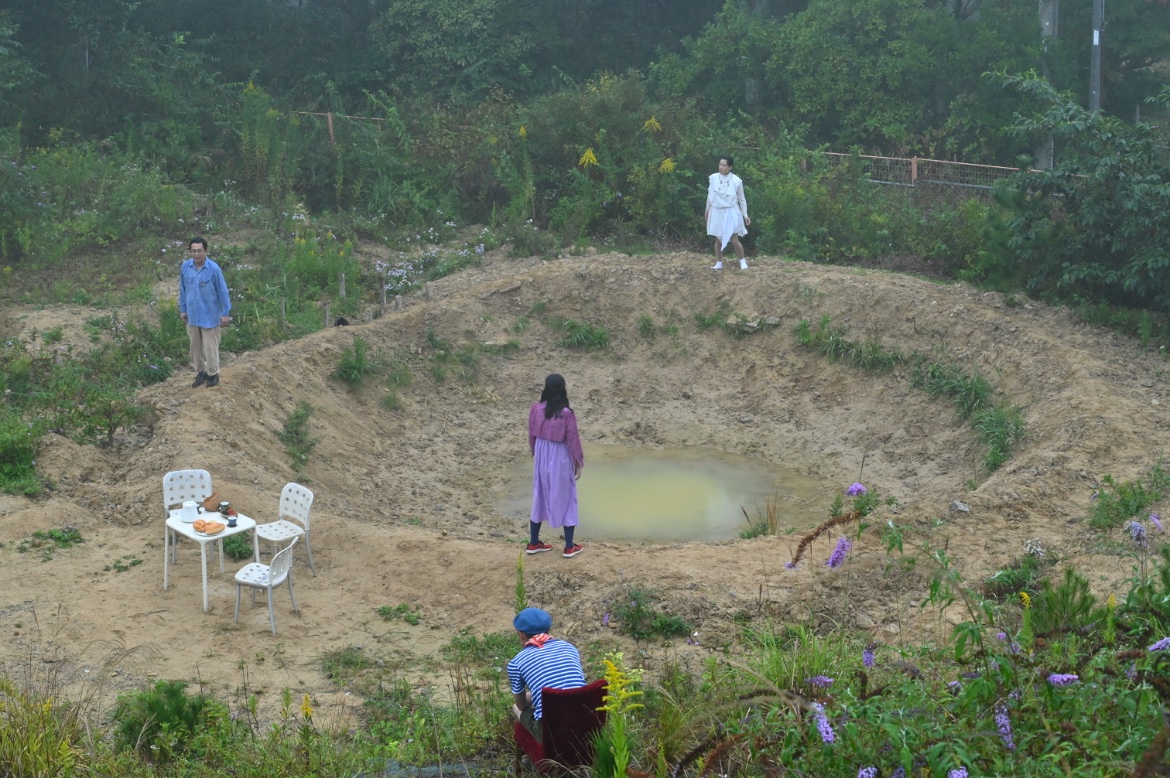 comenoko's tweet image. 2025.10.12.六甲ミーツアートCAPミステリーサークルツアー内、
寸劇「100万年前の海から100万年後の山へ」
無事に終演いたしました。
気にかけてくださった方々誠にありがとうございました☆