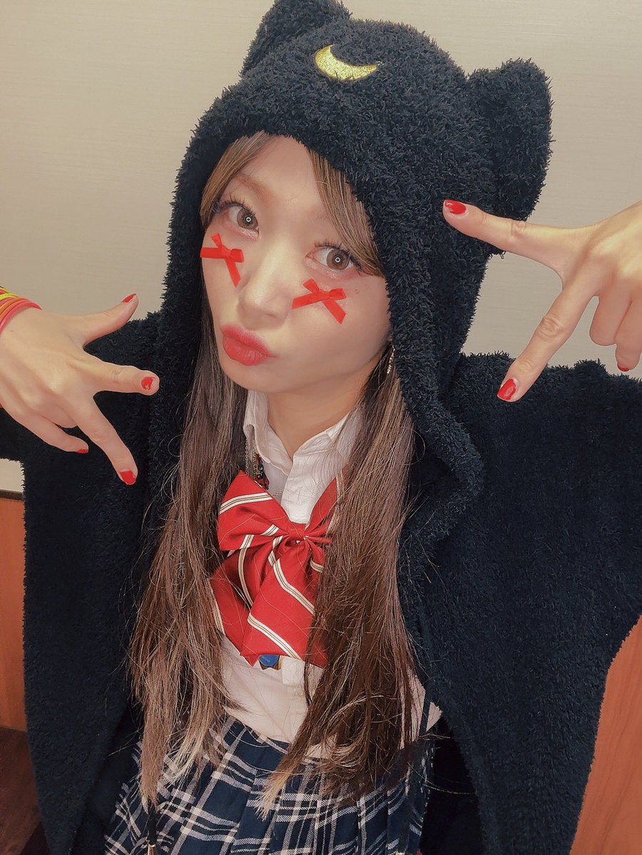 今日締切…なんだけど…な…

ちゃんと買ってくれたかな…？🥺

遠方で中々現場に来れない方はこの機会にぜひ‼️
想いを込めた直筆メッセージ書かせてほちぃ🥺❤️

🎃ハロウィン❤️‍🔥
『コスプレブロマイド付きメッセージカード』

iget.official.ec/items/121718936

応援購入もお待ちしております🥺❣️