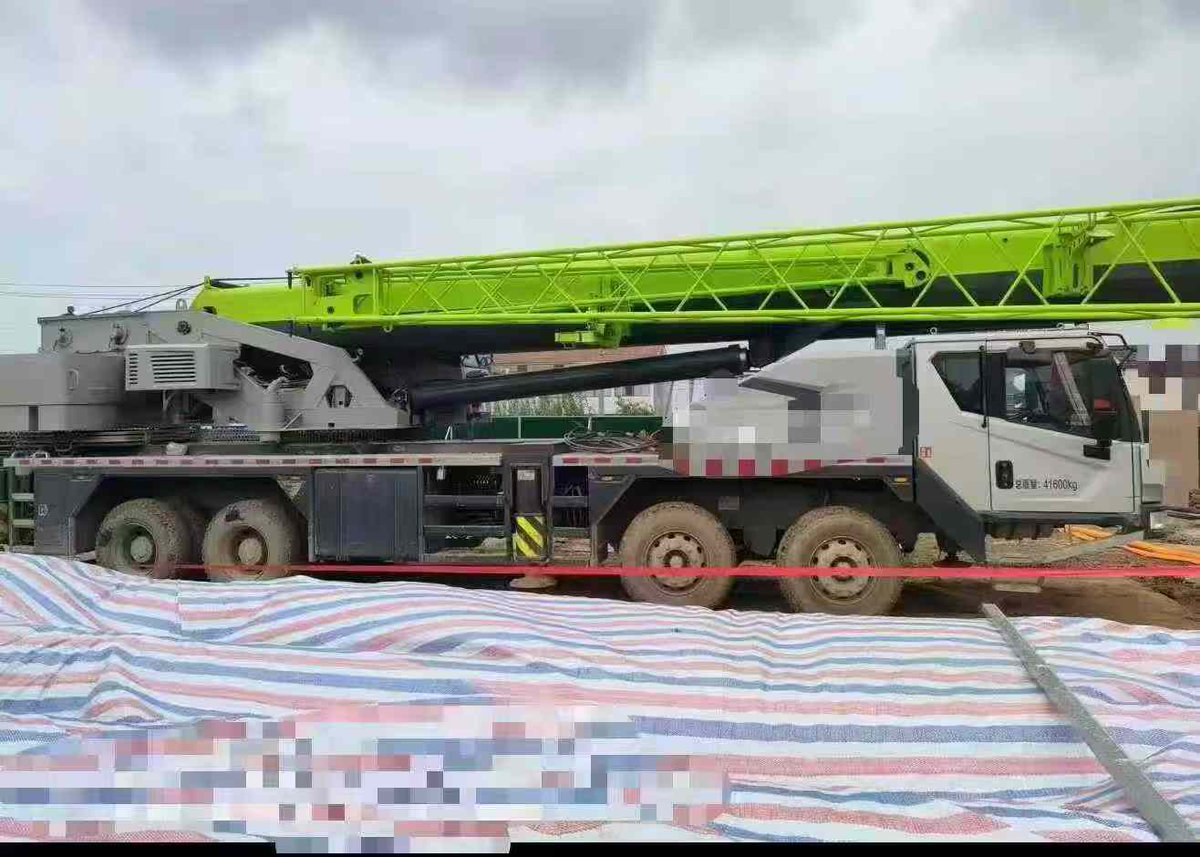 DengJerry98568's tweet image. 2023 year Zoomlion 50 tons Truck Crane for Sale: Type ZTC500H5-2，46 meters mainboom, 16 meters jib, 1 original edition, first-hand car, price $87000.
More info:en.dindang168.com/g/100783
#cranemachine #truckcrane #Zoomlion #50ton #2023