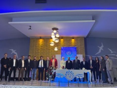 “KALPLERİ BİRBİRİNE ISINDIRAN YALNIZCA ALLAH’TIR…”
(Enfal suresi, 63.Ayet)

Belediye meclis üyemiz Ömer Köroğlu beyin yeğeni Yunus Emre ile Esra’nın mutluluklarına şahit olduk.
Gençlerimize huzurlu ve bereketli bir ömür diliyorum.