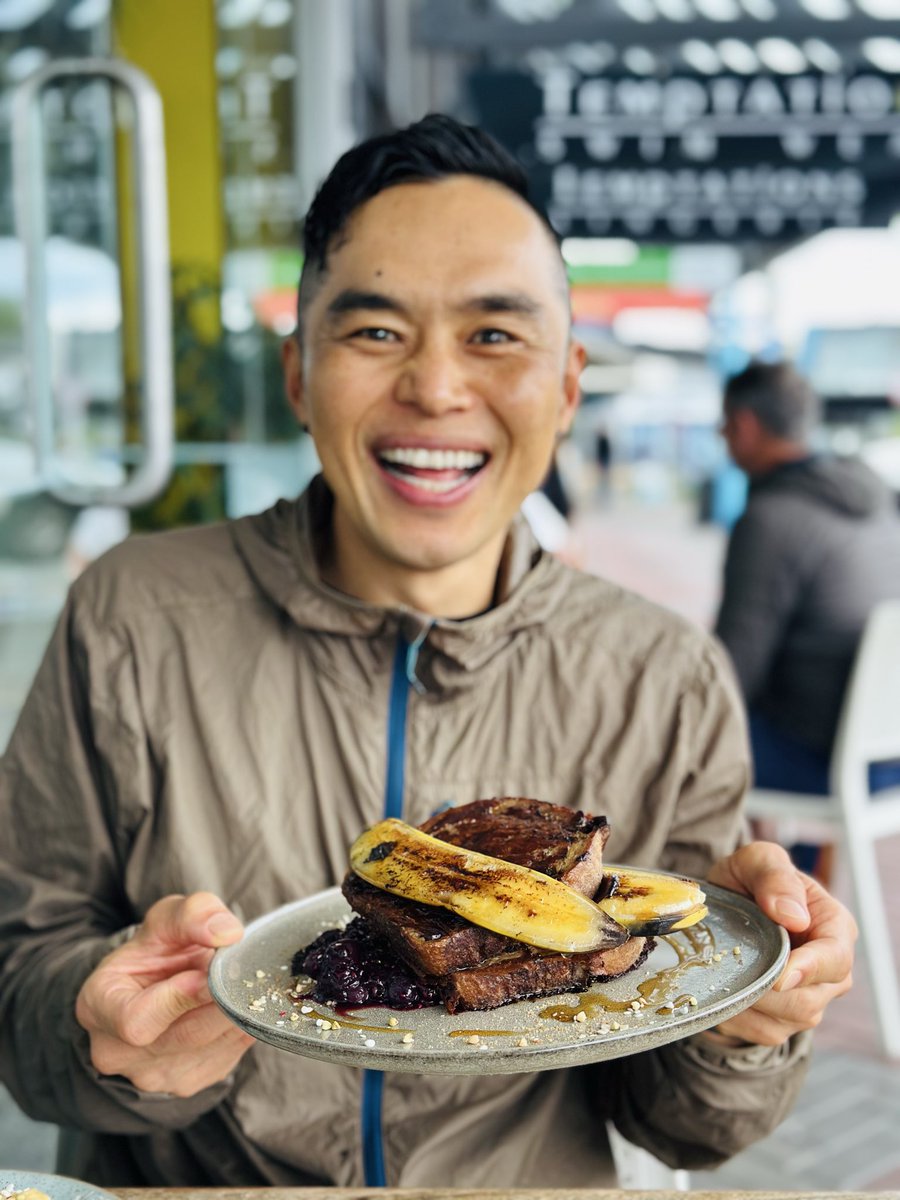 yukimtb's tweet image. 今日は、TaurangaでVeganカフェ/レストラン巡り&amp;amp;温泉で休養日🇳🇿

プラントベースカフェ(Vitality Kitchen)のオーナーもWHAKAに出るということですっかり意気投合🤝