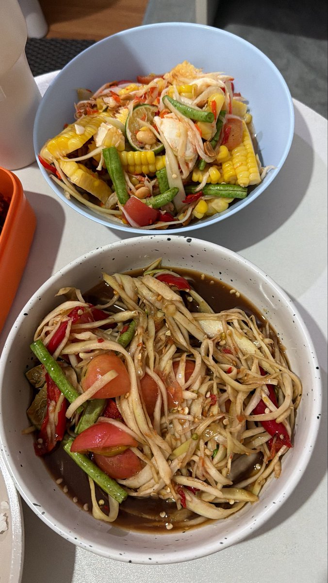 สุขใดเล่าจะเท่าออกกำลังกายเสร็จแล้วได้กินส้มตำ🙂‍↕️🤘🏻✨