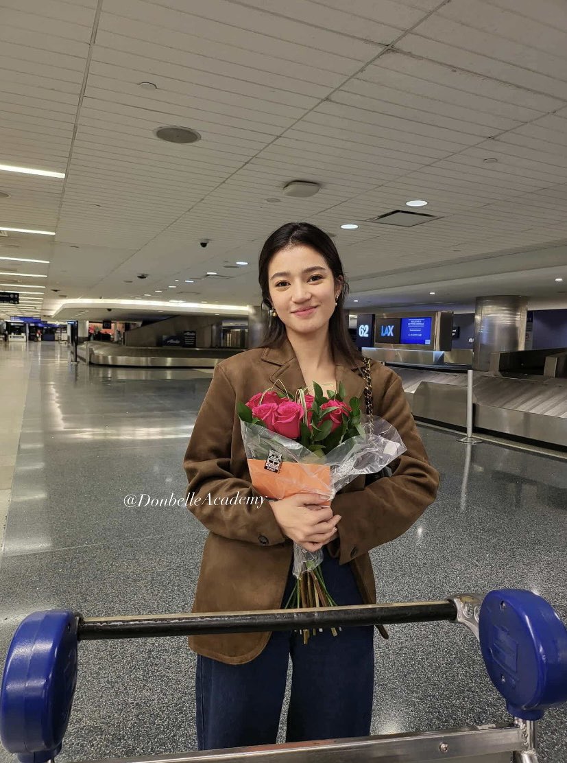 Prettyyyyy Belinda 

BELLE LA LA LAnded

#BelleMariano
#AuthentiCALIBelle 
#MeetGreetBye