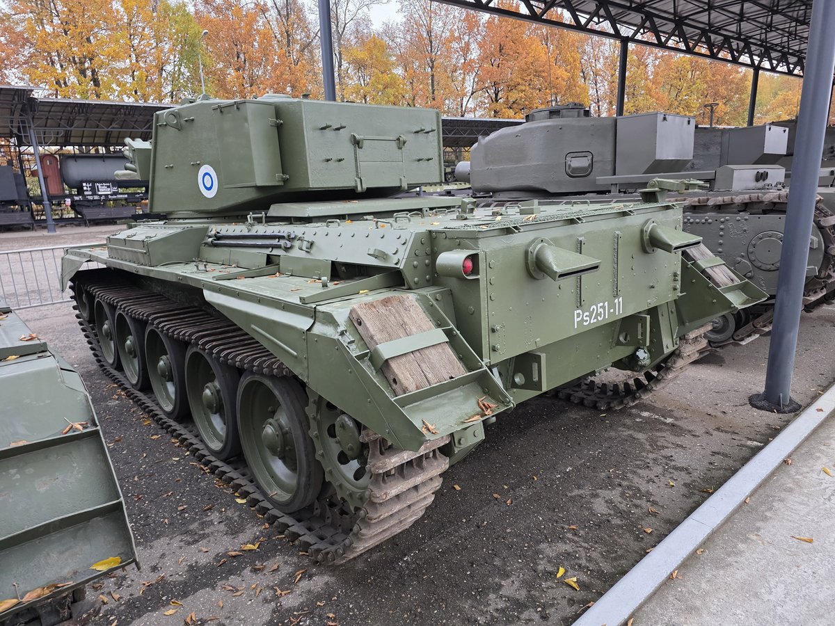YPasholok's tweet photo. Charioteer tank, now with markings, Technical Museum.
https://t.co/TFdFVMz3yD
#cromwell
#technicalmuseum https://t.co/z0dUEY8zVB