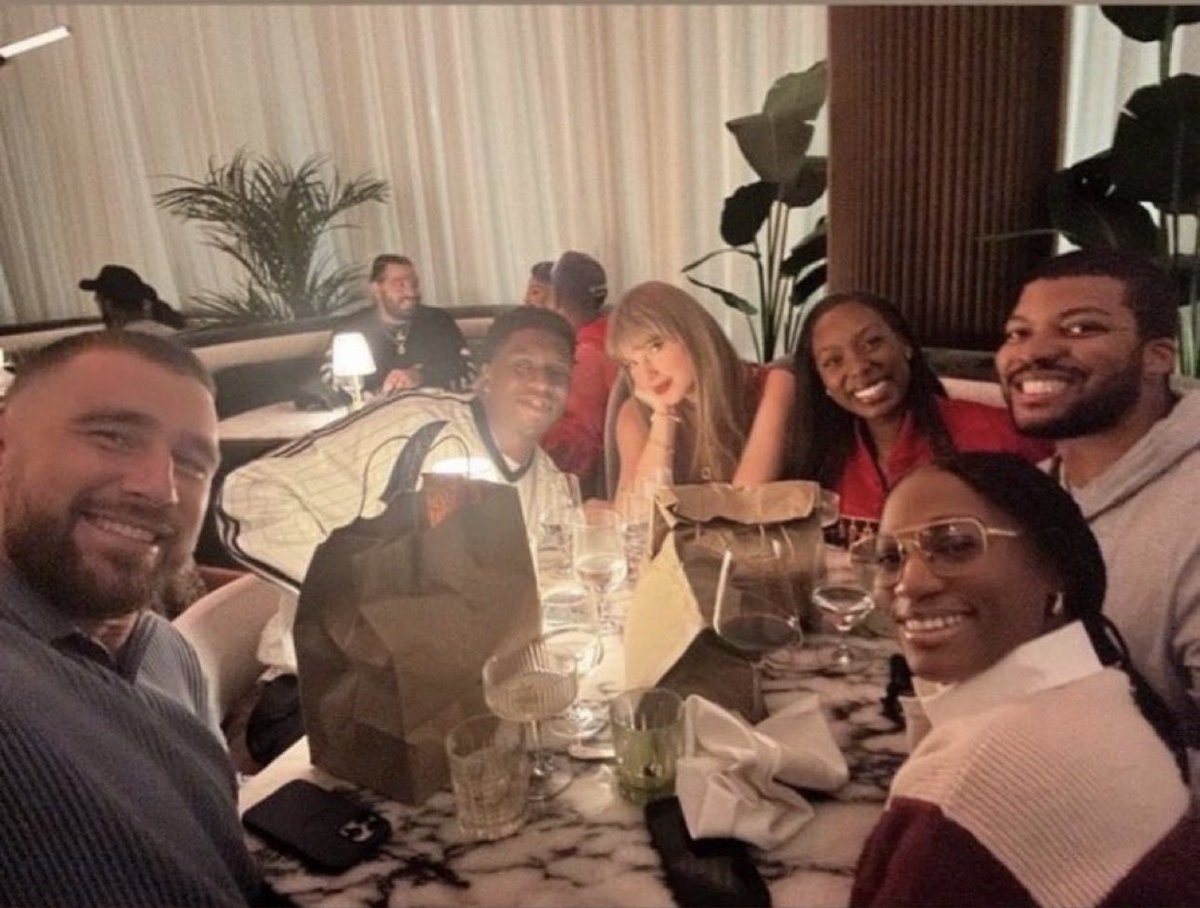 soitgoesily's tweet image. hi angel