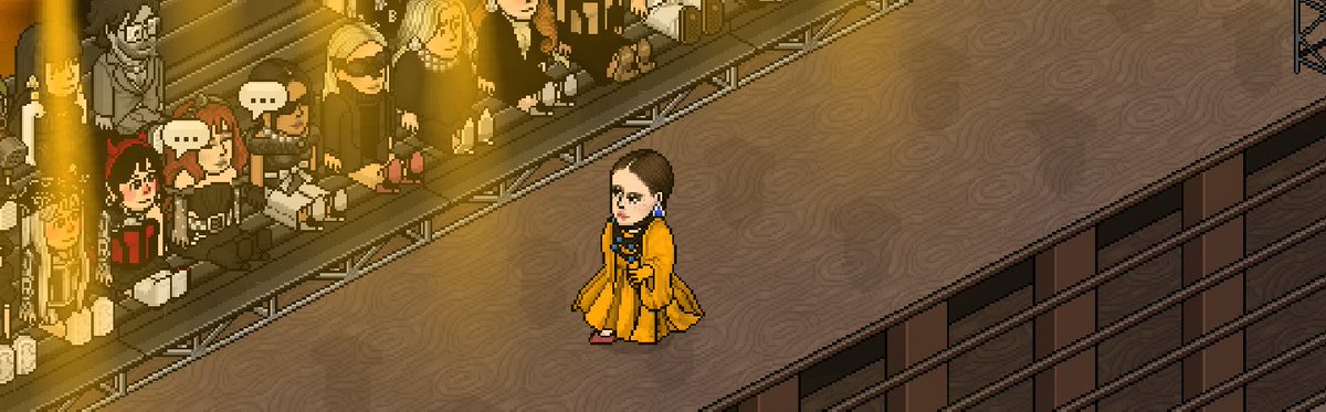 Après des années sans défiler, me voici à la Tour Eiffel, à Paris !!

Obrigada <a href="/HabFIndustry/">Fashion Industry</a> 
#HFIxYSL