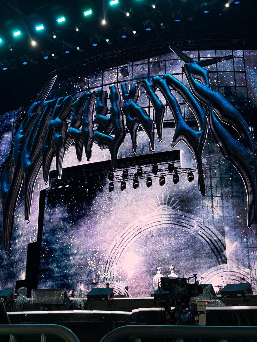 아무♡ tweet media