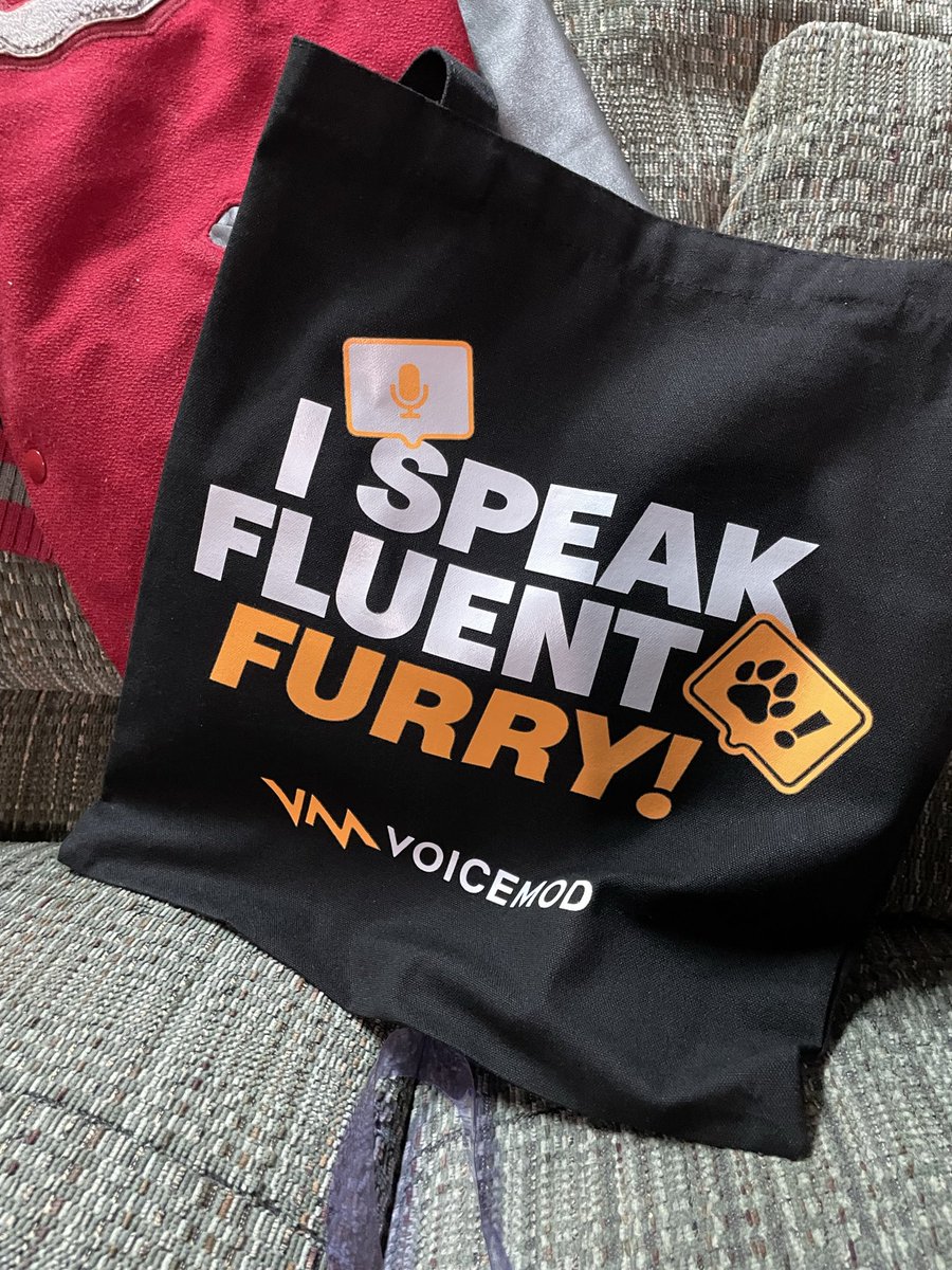 Recapping #TwitchCon now! twitch.tv/awesomekickass