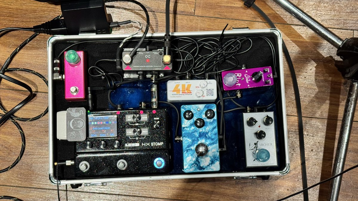 stelecaster0160's tweet image. #KES 
#onecontrol 
#flyingteapot 
#JRockettAudioDesigns 
#suhr 
#leqtique 
#line6