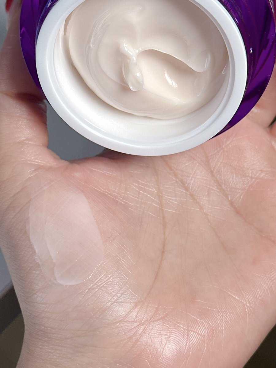 Night cream #biohealbohth มีออฟฟิเชียลในไทยล่ะ ตัวนี้เห็นพส.เกาหวีดกันสุด เติมความชุ่มชื้น ผิวเฟิร์มกระชับ ป้องกันริ้วรอย✨💜 #nightcream #3Dcream